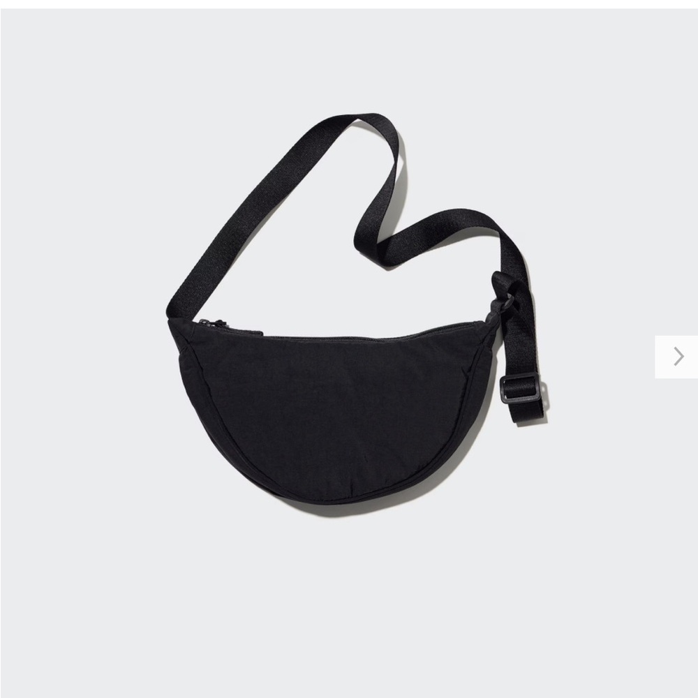UNIQLO Women Round Mini Shoulder Bag (UNUSED TAG ON)